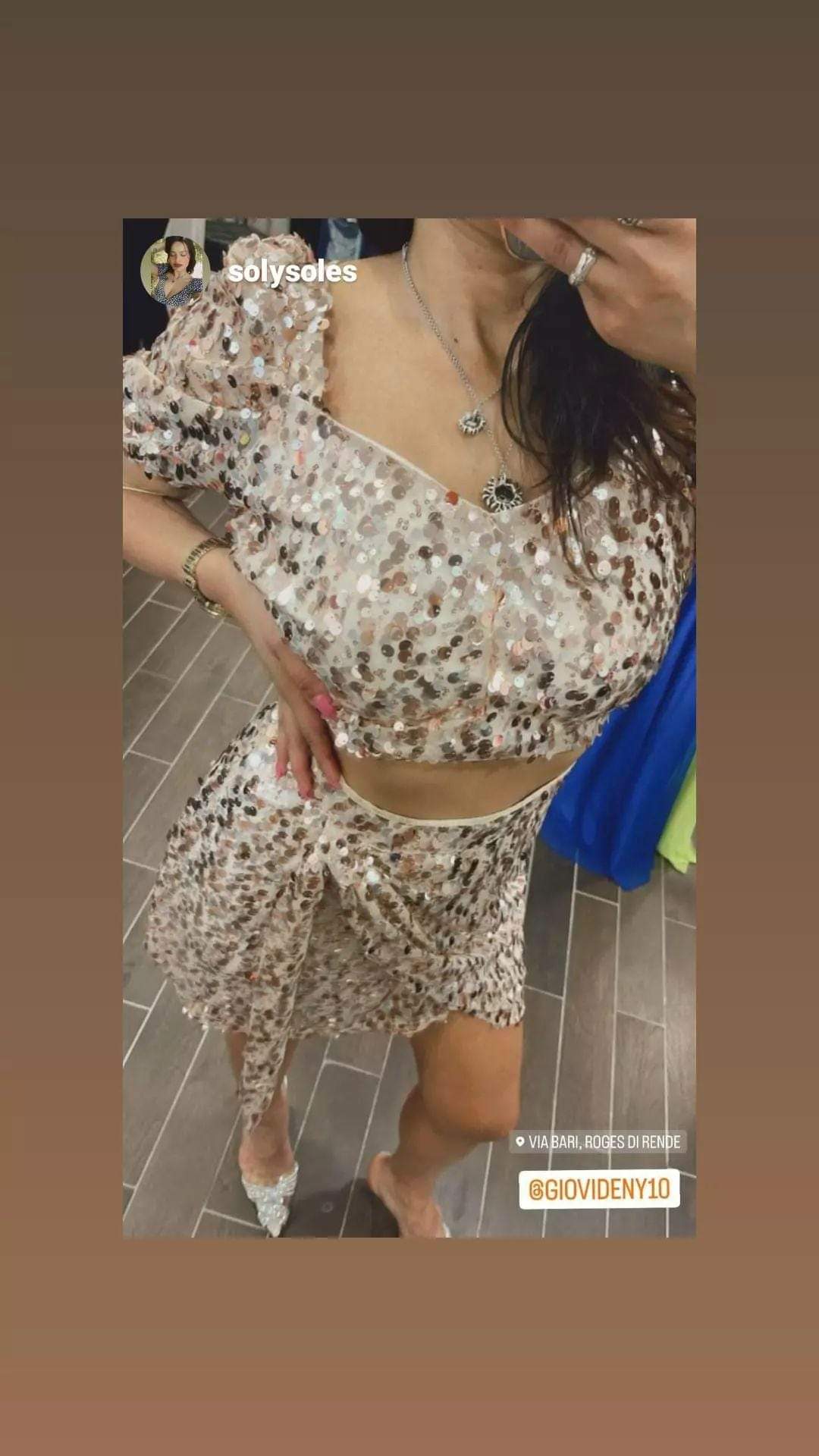 TOP PAILLETTES ORO LE VOLIERE