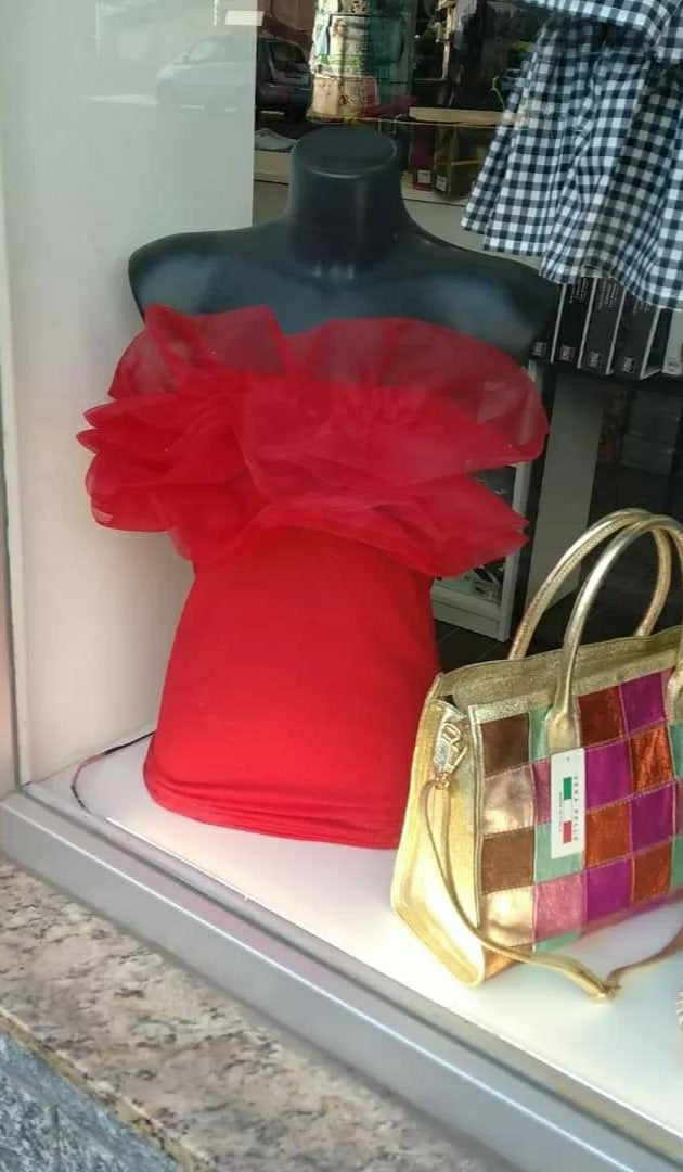 VESTITO ELASTICIZZATO CON TULLE STYLED IN ITALY