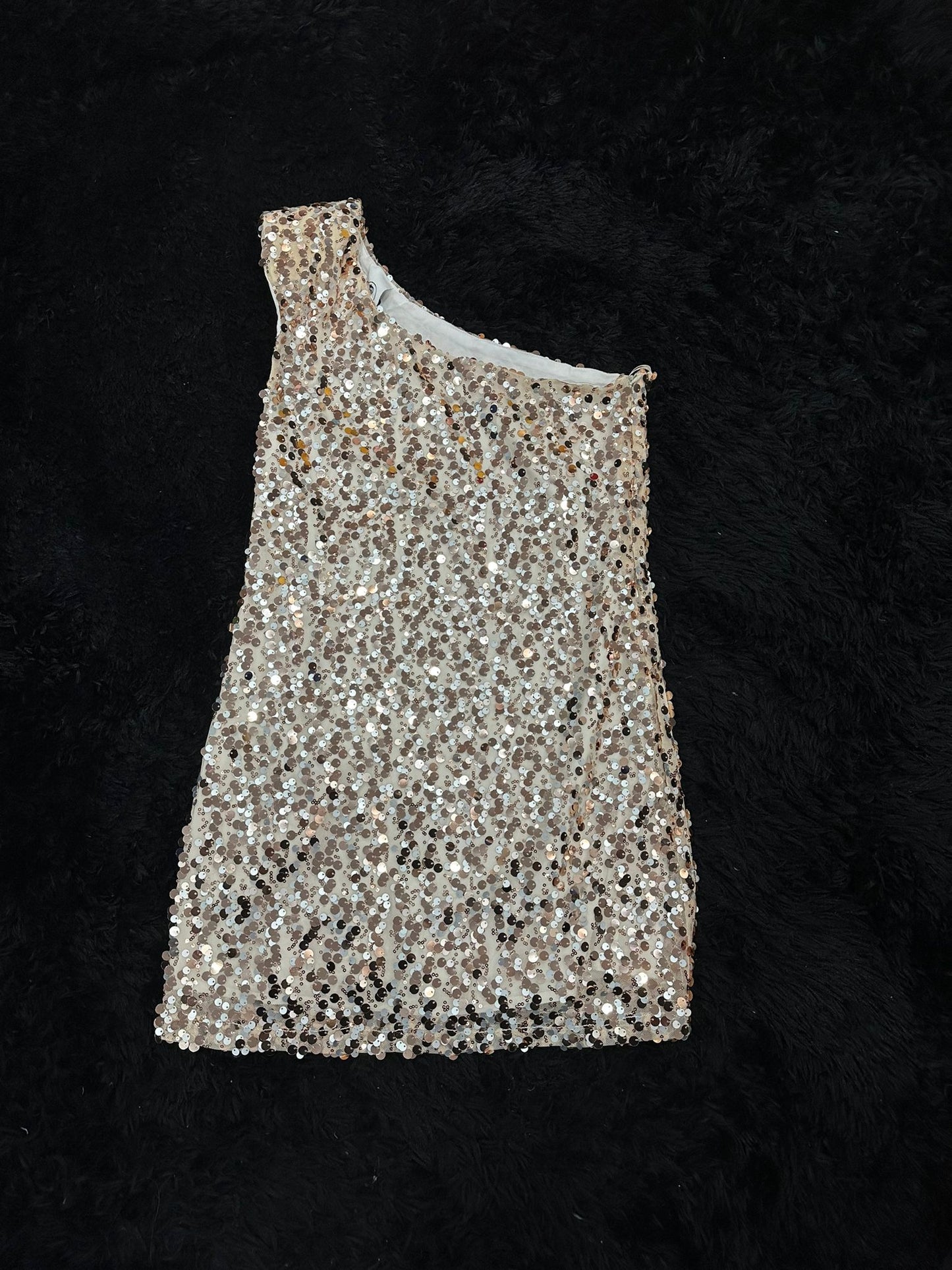 VESTITO MONOSPALLA IN PAILLETTES LE VOLIERE