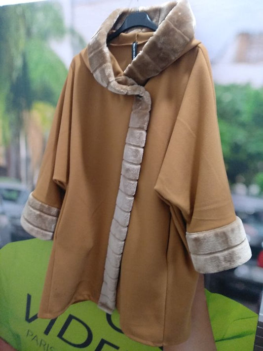 MANTELLA DONNA CON CAPPUCCIO