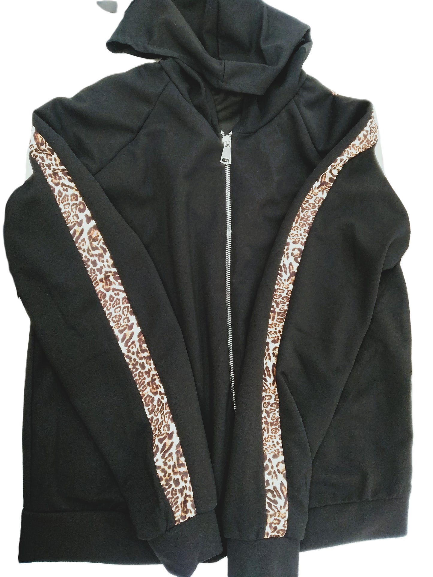 GIACCA ZIP CON CAPPUCCIO