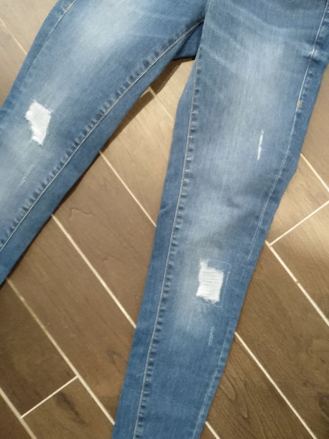 JEANS GUESS EST.1981