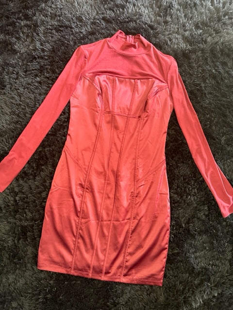 VESTITO GUESS