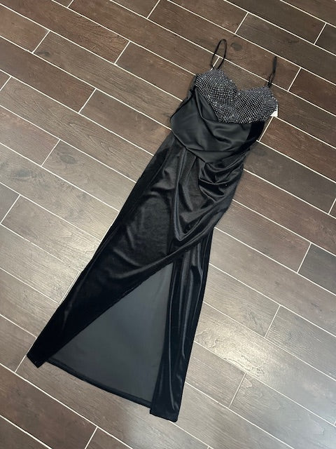 VESTITO LUNGO ELEGANTE  CON SPACCO